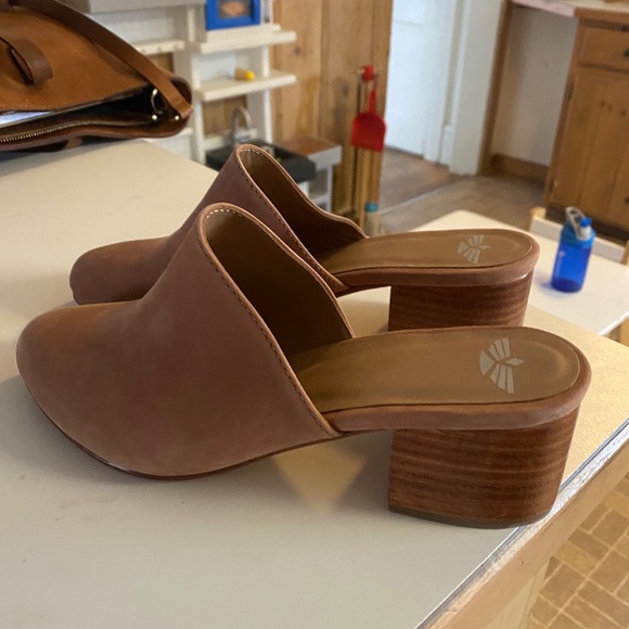 Fortress if Inca Chloe Mules - Picture 1 of 4